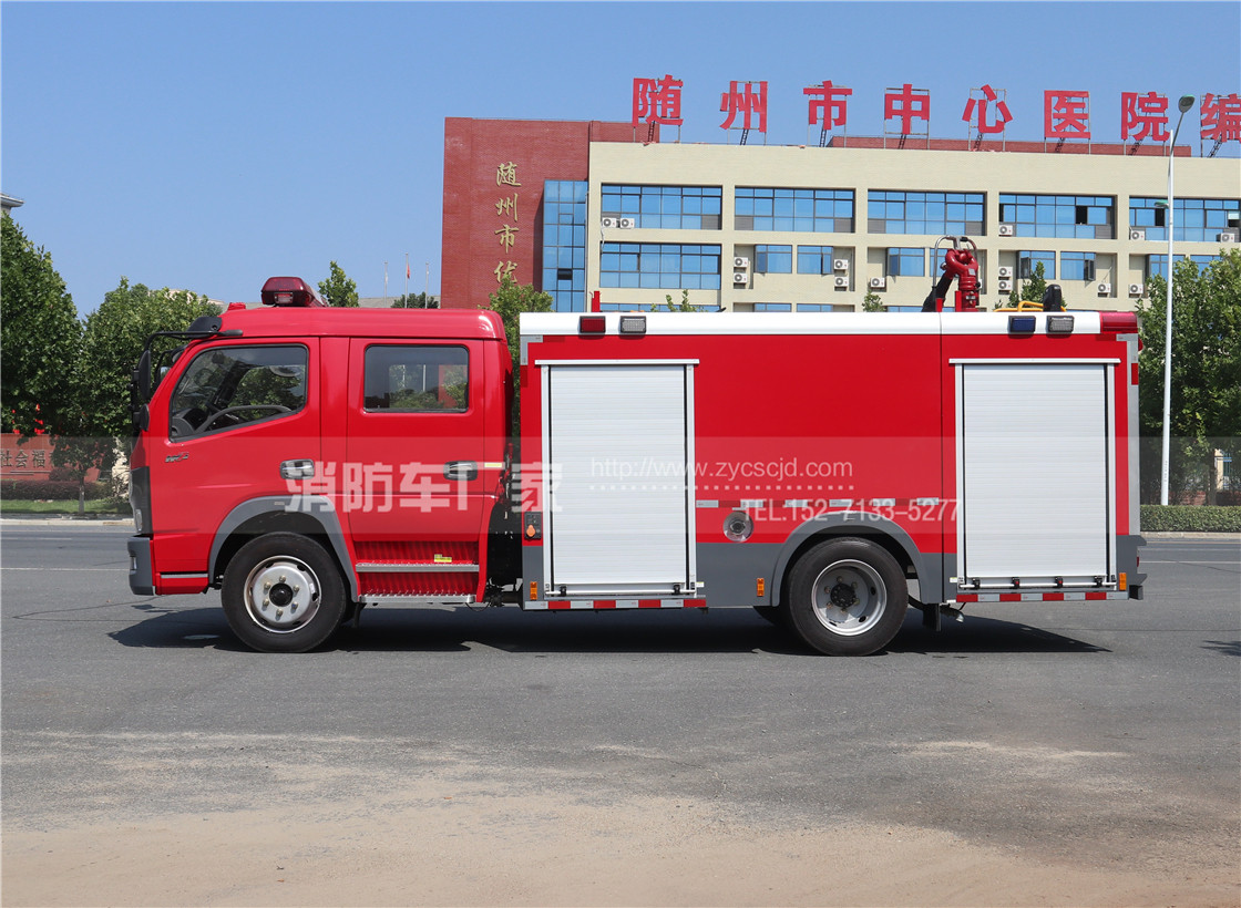 國六東風多利卡5噸水罐消防車