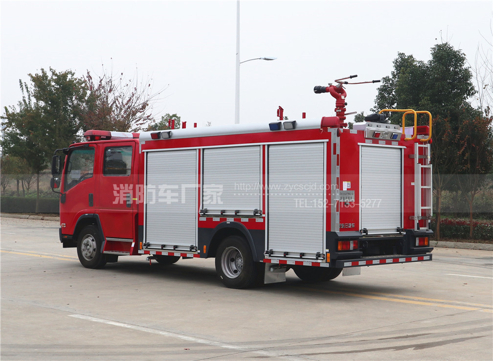 國六五十鈴700P 4噸水罐消防車