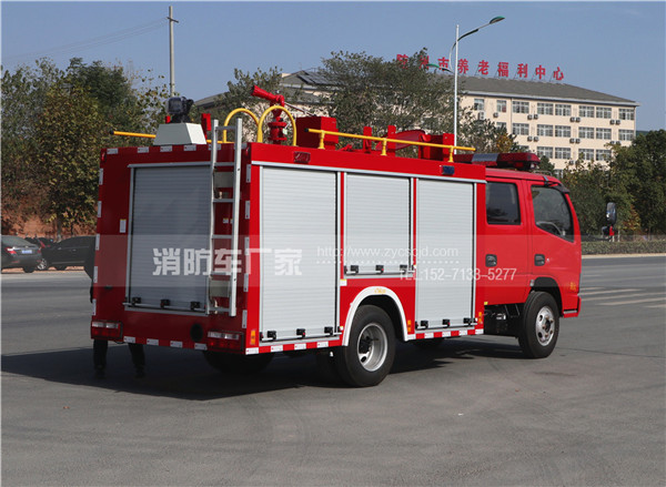 東風(fēng)2.5噸水罐消防車